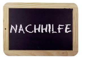 Nachhilfeprojekt “Schüler-helfen-Schülern”